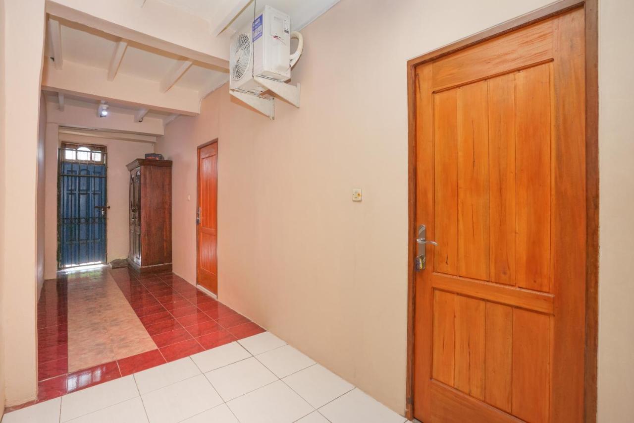 Oyo 2656 Az Zahra Residence Syariah Surabaja Exteriér fotografie